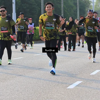 Runner Photo 6997468