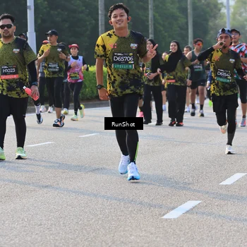 Runner Photo 6997483