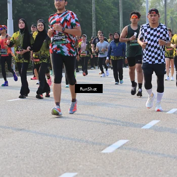 Runner Photo 6997485