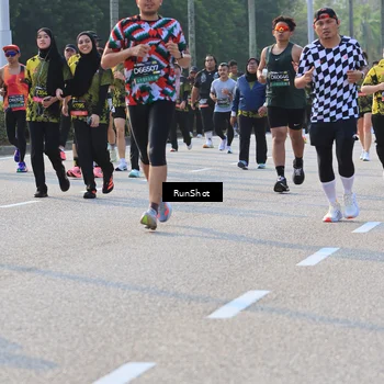 Runner Photo 6997486