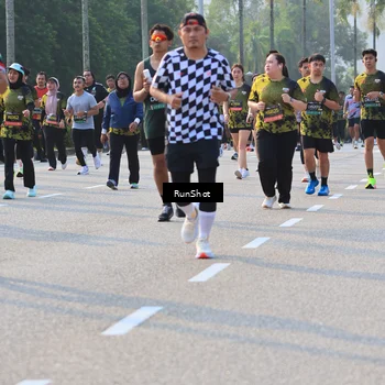 Runner Photo 6997493