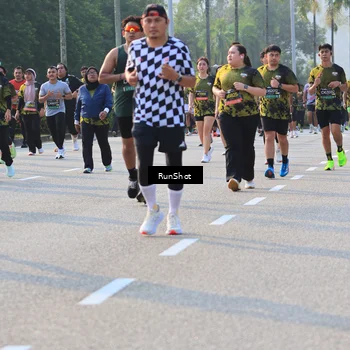 Runner Photo 6997494
