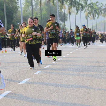 Runner Photo 6997504