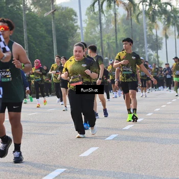 Runner Photo 6997510