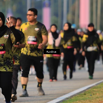 Runner Photo 6997521