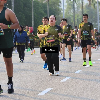 Runner Photo 6997523