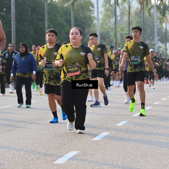Runner Photo 6997529