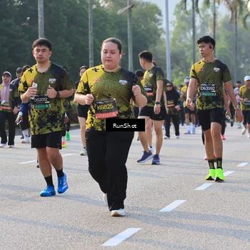 Runner Photo 6997530