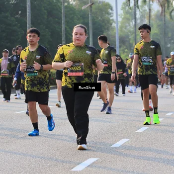 Runner Photo 6997531