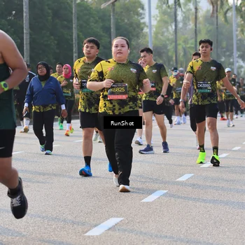 Runner Photo 6997532