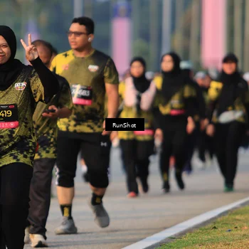 Runner Photo 6997536