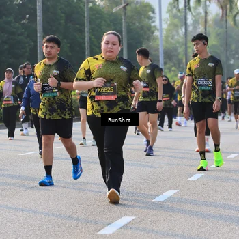 Runner Photo 6997541