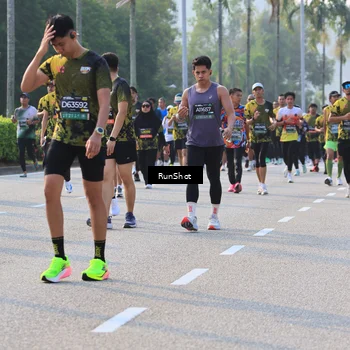 Runner Photo 6997542