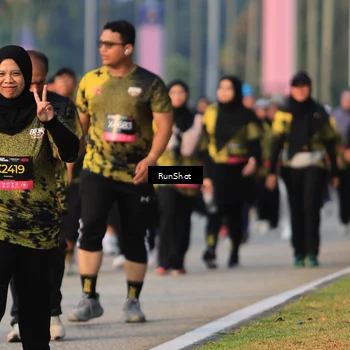 Runner Photo 6997563