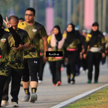 Runner Photo 6997587