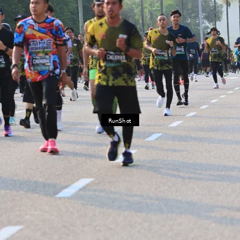 Runner Photo 6997632