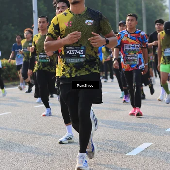 Runner Photo 6997641