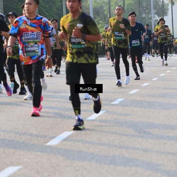 Runner Photo 6997644
