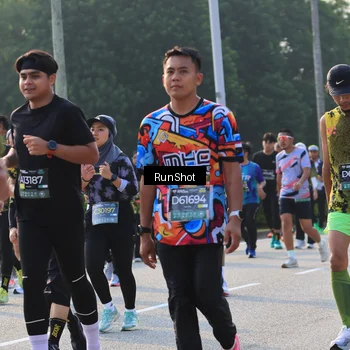 Runner Photo 6997647