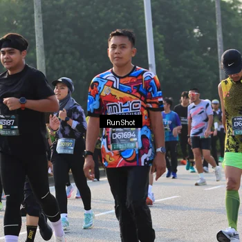 Runner Photo 6997650