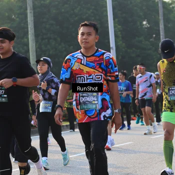 Runner Photo 6997653