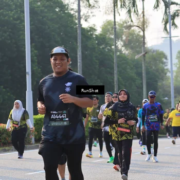 Runner Photo 6997656