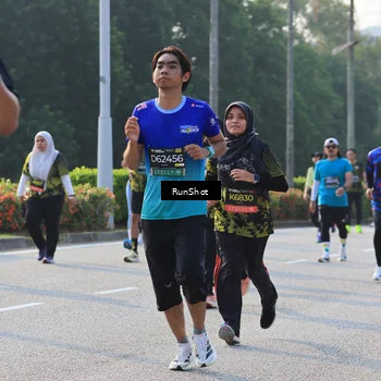 Runner Photo 6997664