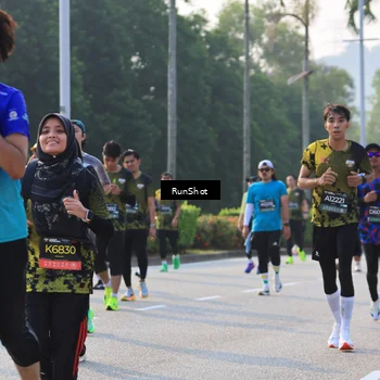 Runner Photo 6997667