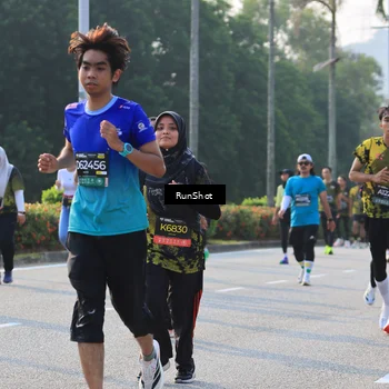 Runner Photo 6997668