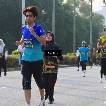 Runner Photo 6997669