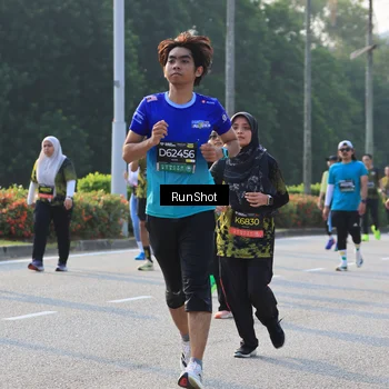 Runner Photo 6997672