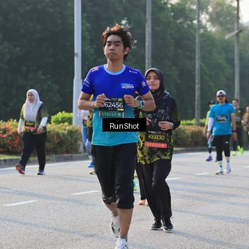 Runner Photo 6997673
