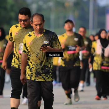 Runner Photo 6997681