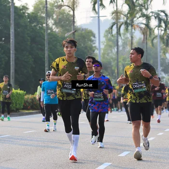 Runner Photo 6997684