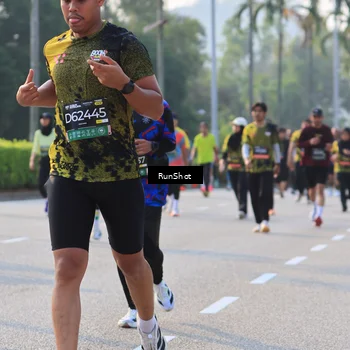 Runner Photo 6997688