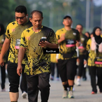 Runner Photo 6997694
