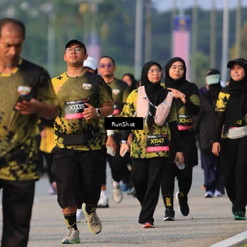 Runner Photo 6997700
