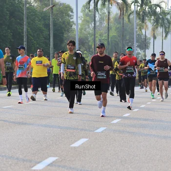 Runner Photo 6997715