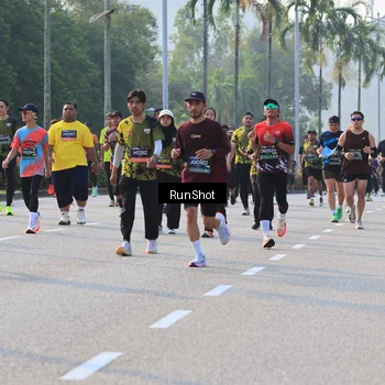 Runner Photo 6997717