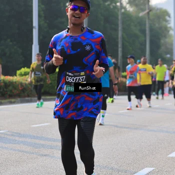 Runner Photo 6997724