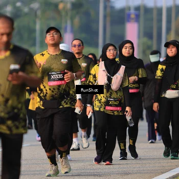 Runner Photo 6997725
