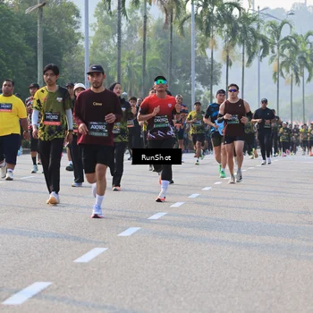 Runner Photo 6997727
