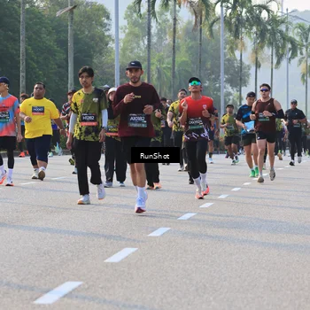 Runner Photo 6997728