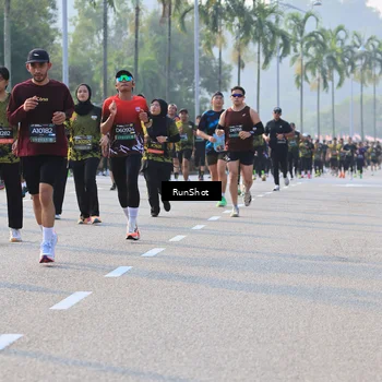 Runner Photo 6997729