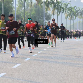 Runner Photo 6997736