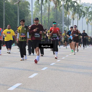 Runner Photo 6997739