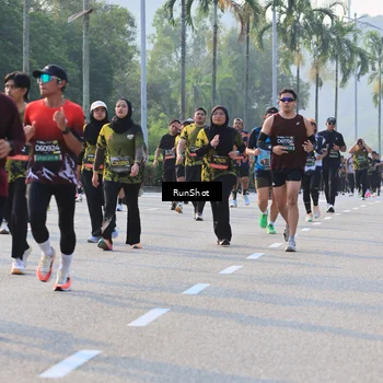 Runner Photo 6997751