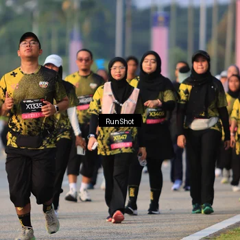 Runner Photo 6997759