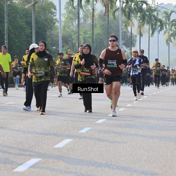 Runner Photo 6997761