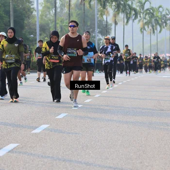 Runner Photo 6997765